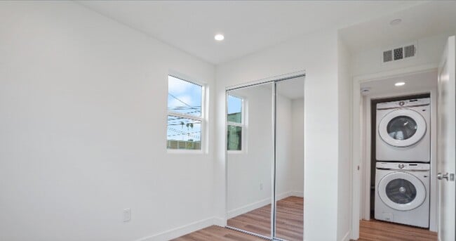 Photo - 5187 20th St Unidad QUARTER