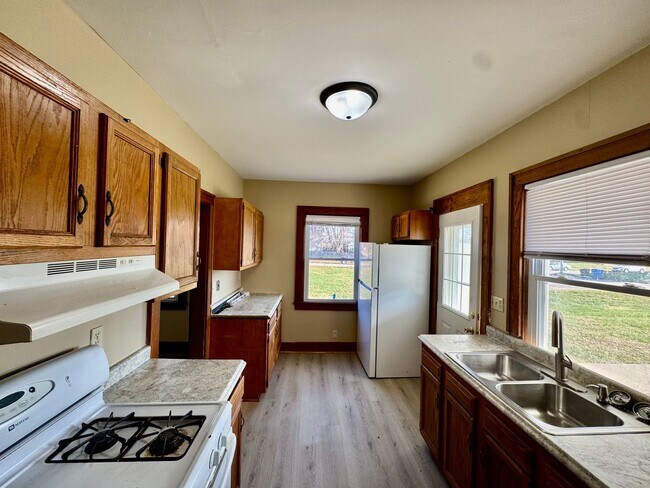 Photo - Updated 3BR Townhome Across from Stephens Park