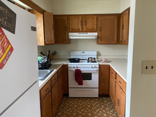 Photo - 710 W Camplain Rd Unit 4