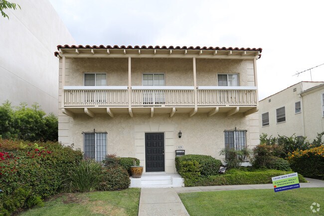 124 S. Reeves Drive