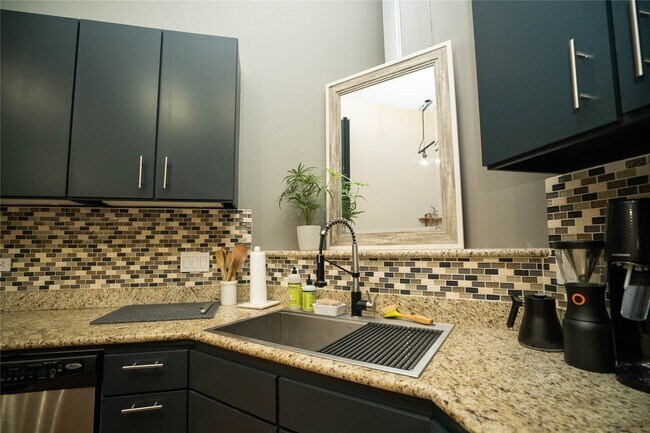 Photo - 1312 Live Oak St Unit 223