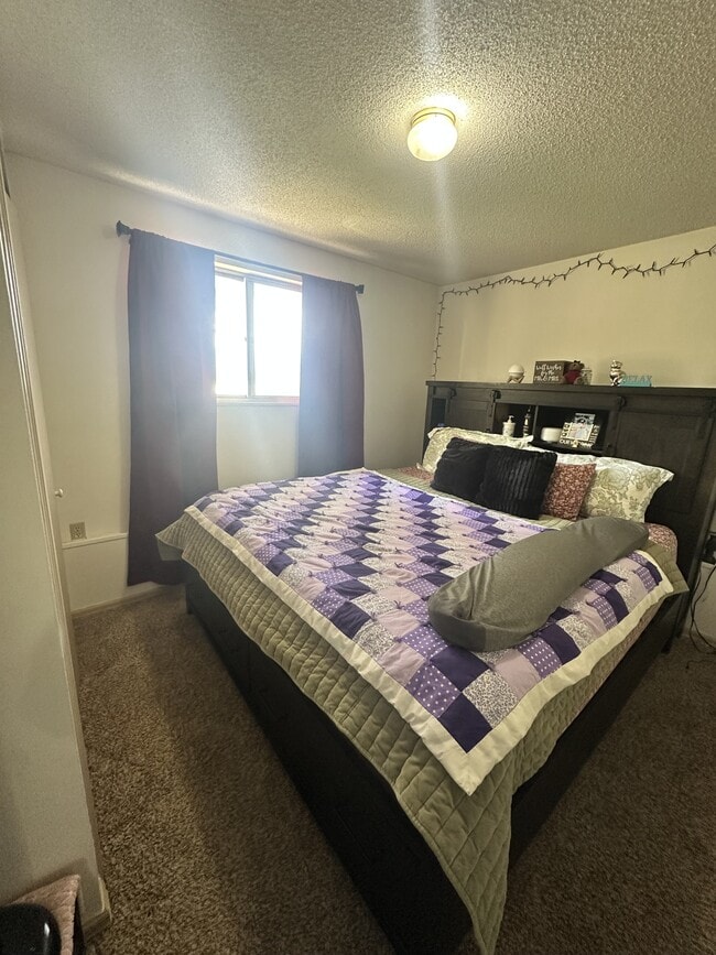 Photo - 480 Harmony Dr