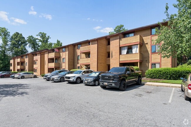 1512 Heather Hollow Cir