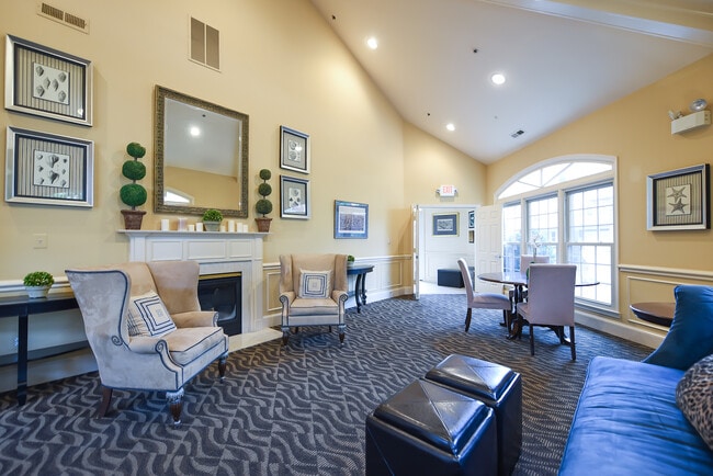 Clubhouse. - 1405 Roundhouse Lane Unit Apt.308