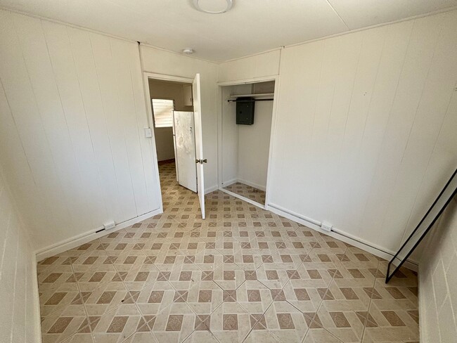 Photo - 1608 Cottage Walk Unit B