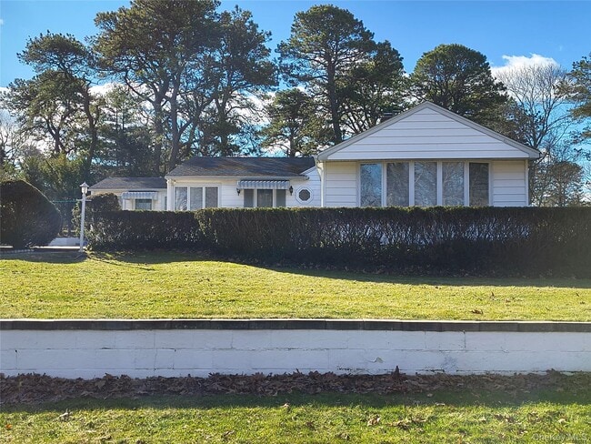 Photo - 1 Washington Ave E