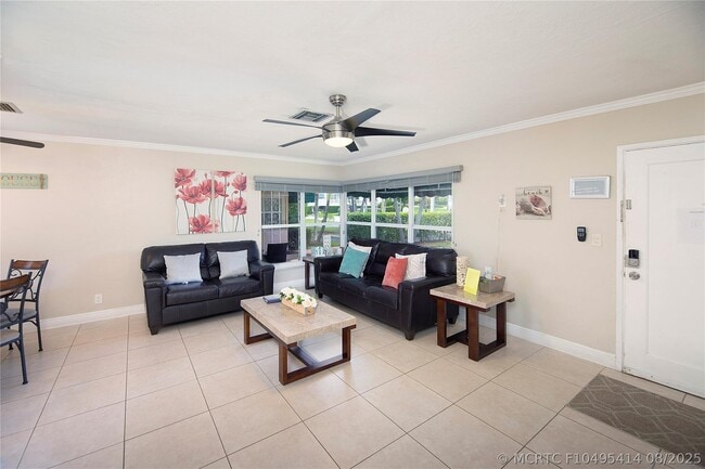 Photo - 2613-2615-2615 NE 33rd Ave