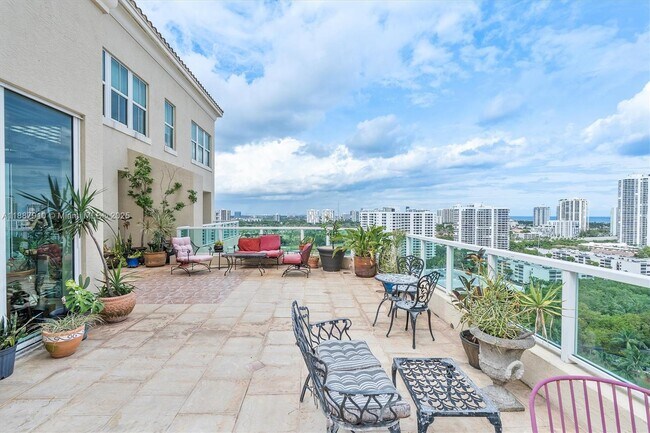 Photo - 3340 NE 190th St Unidad PH1808