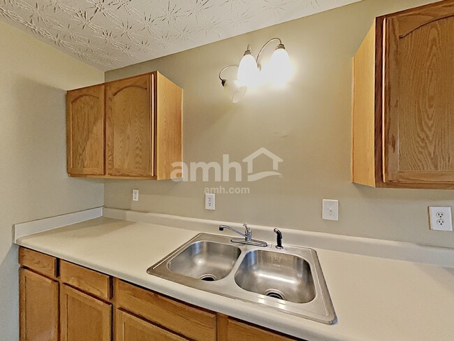 Photo - 4712 Huff Park Ct