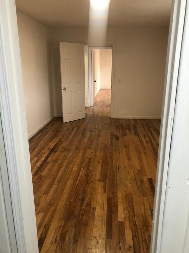 Photo - 7105 166th Ave E