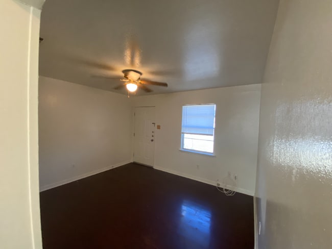 Photo - 533 S 56th St Unidad A