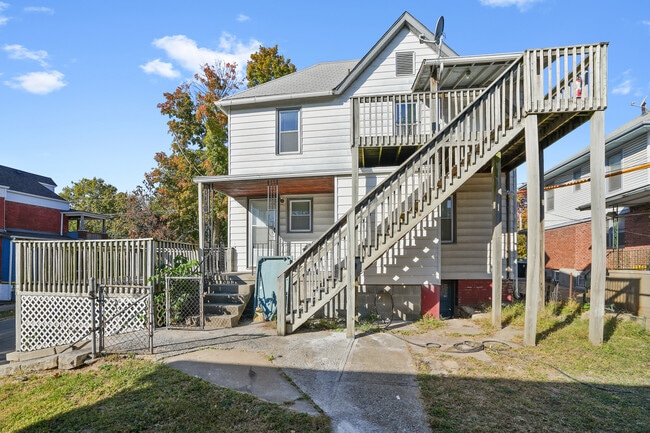 Photo - 337 Garfield Ave