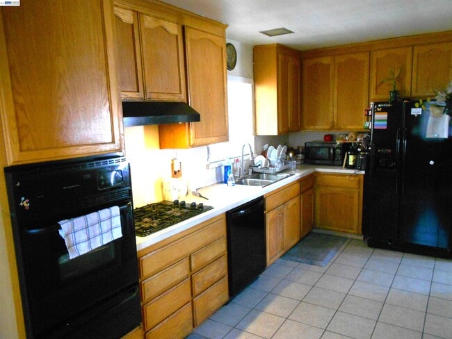 Photo - 1257 Henderson Ln