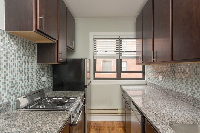 Photo - 2737 N Mildred Ave Unit C3