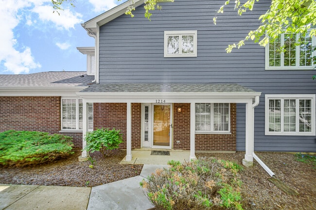 Photo - 1214 S Parkside Dr