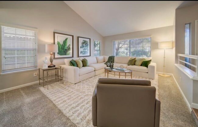 Photo - 3309 Colonial Ct