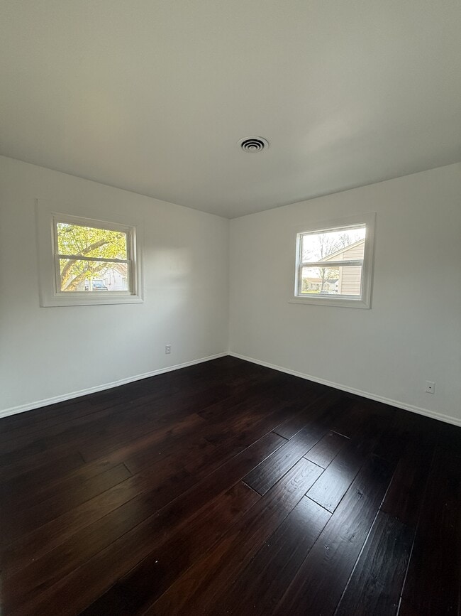 Photo - 2600 Bingham Ave