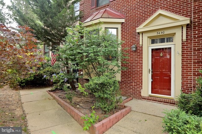 Building Photo - 5440 Barrister Pl