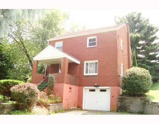 3 Bedroom - Peaceful Living Just Minutes f... - 3 Bedroom - Peaceful Living Just Minutes f... House
