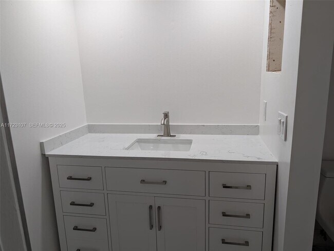 Photo - 4360 NW 5th Pl Unidad A