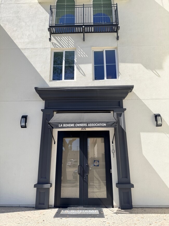 Onsite Management Office - 3950 Ohio St Unit 326