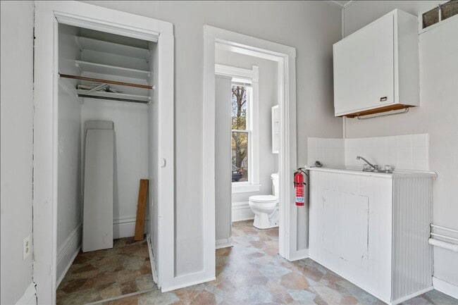 Photo - 2104 College St Unidad Apt 1