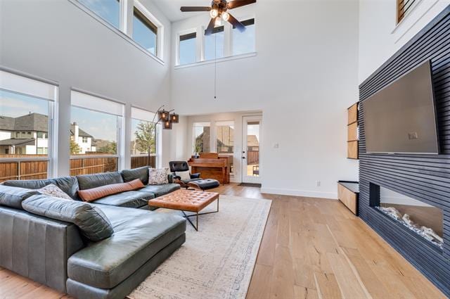 Photo - 8433 Colburn