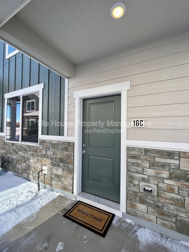 Photo - 1353 Reynolds St