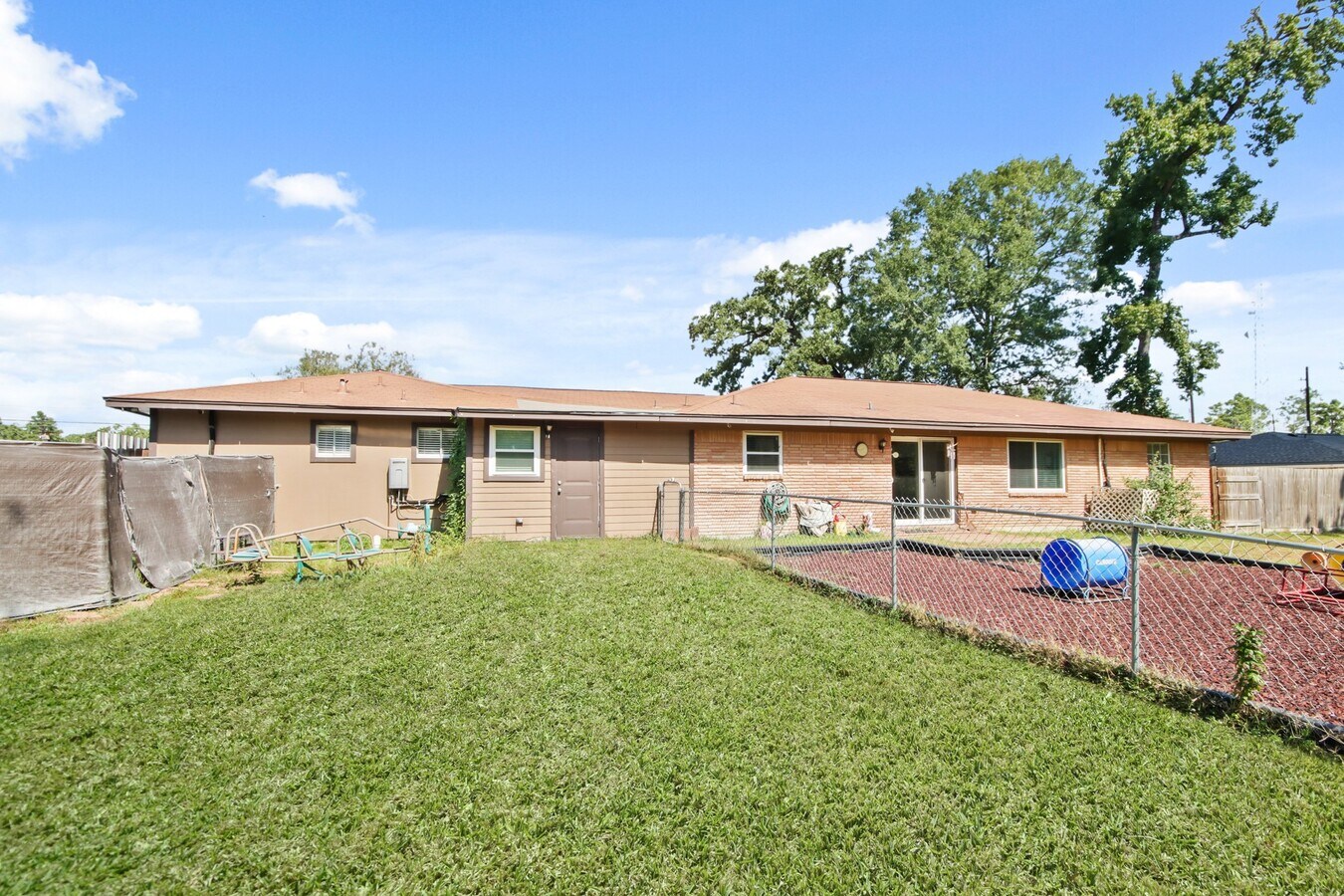 Photo - 5302 Treaschwig Rd