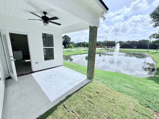 Building Photo - Brand New Construction Home in Prime Locat...
