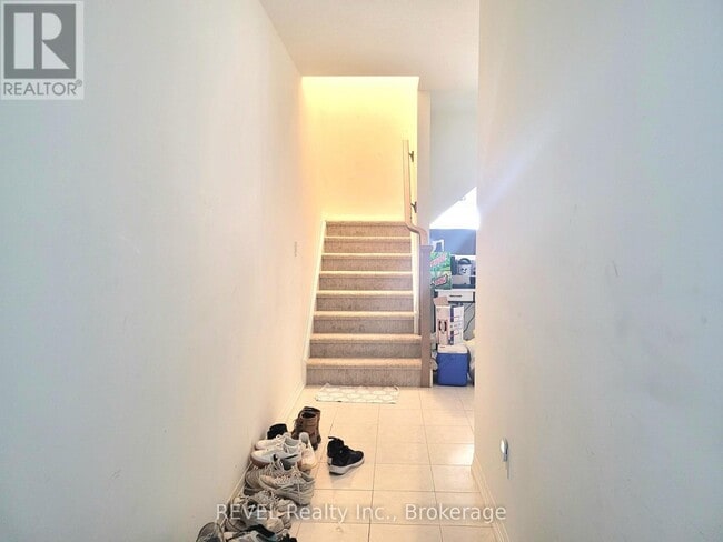 Photo - 171 Bur Oak Dr