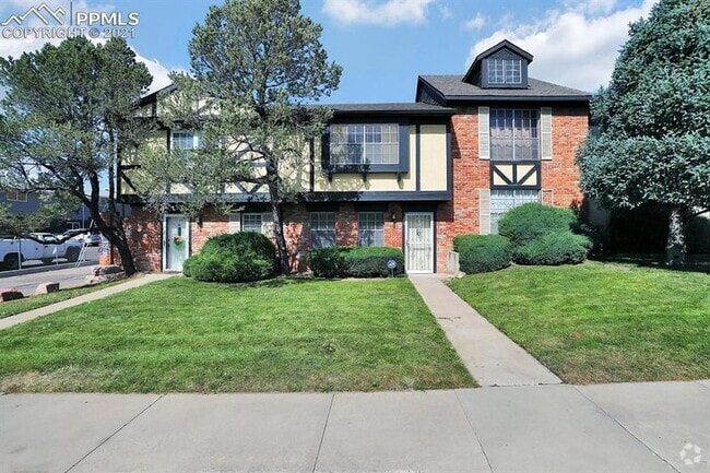 Building Photo - 2902 Airport Rd Rental