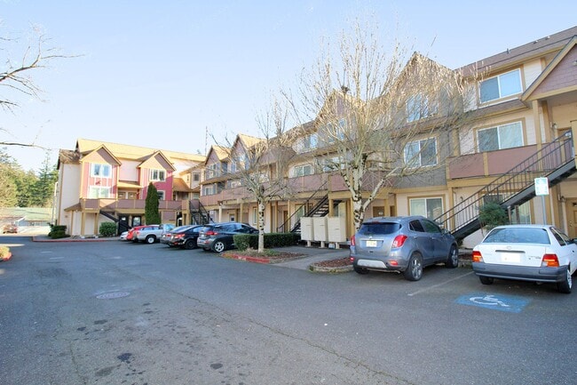 Photo - Elaine Station Apartments