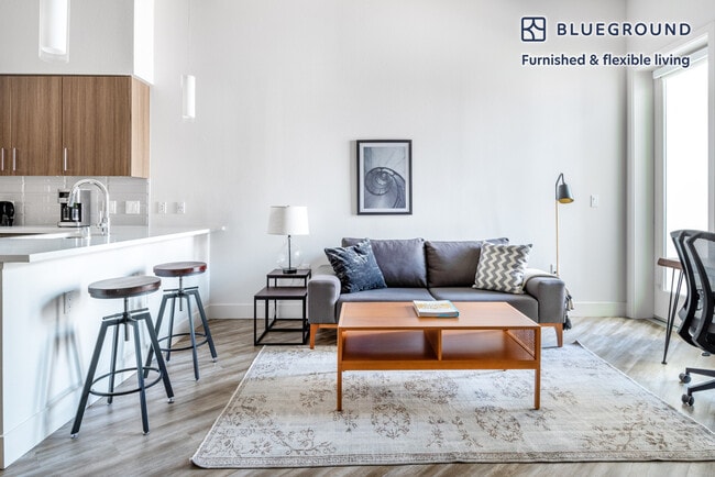 Photo - 1355 El Camino Real Unidad FL7-ID472