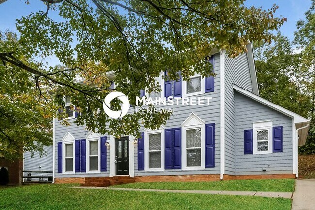 Photo - 4 Bedroom Pet-Friendly Home in Charlotte, NC with Main Street Renewal
