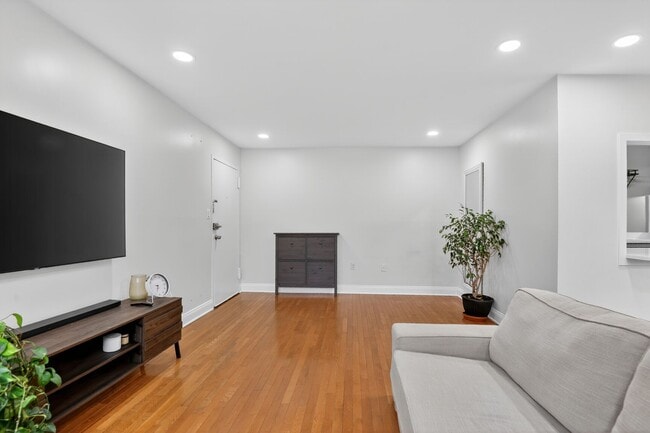 Photo - 12301 Braxfield Ct