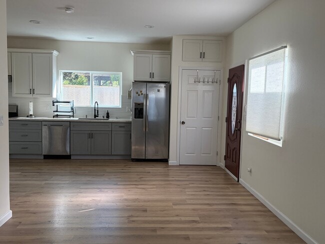 Photo - 4512 Darcelle Dr