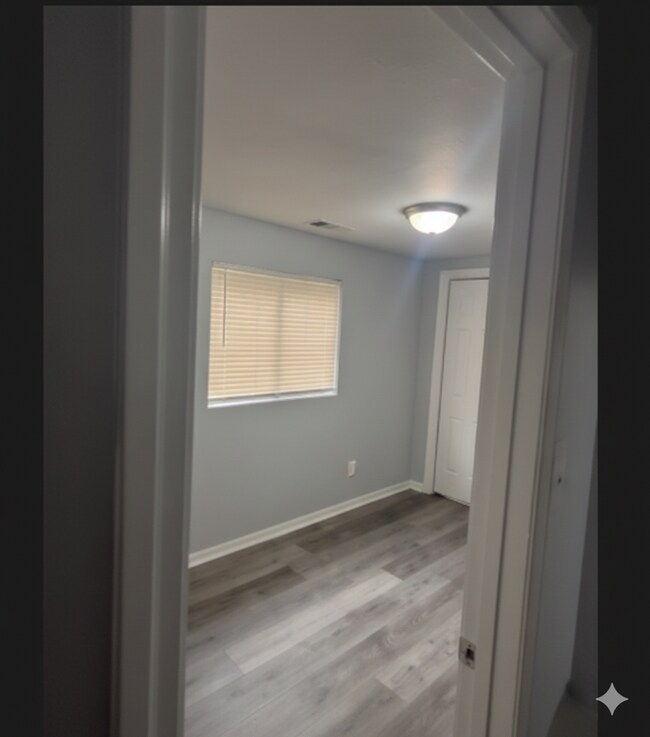 Photo - 1904 Lincoln St