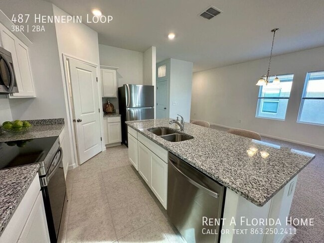 Photo - 487 Hennepin Lp