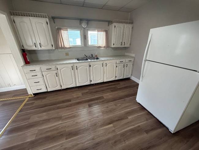 Photo - 321 W Maple St