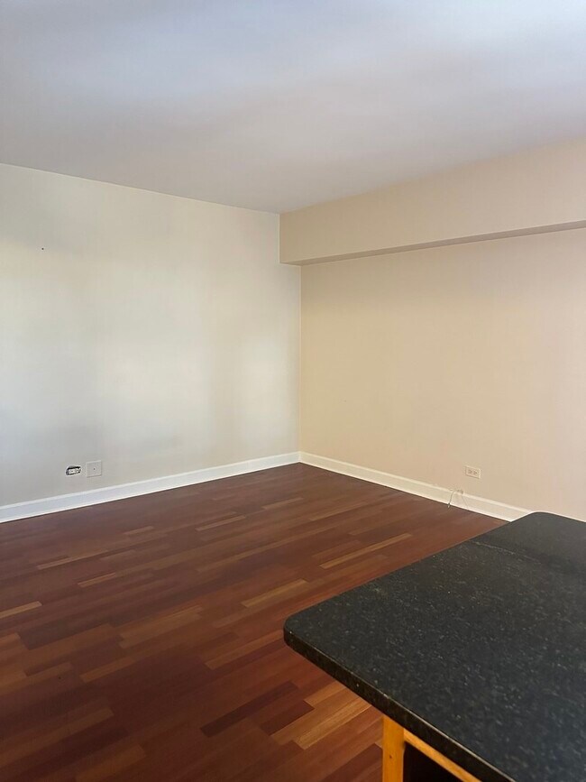 Photo - 4970 N Marine Dr