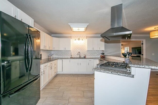 Photo - 2805 Pine Hill Dr