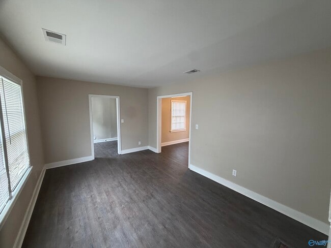 Photo - 1620 8th St SW
