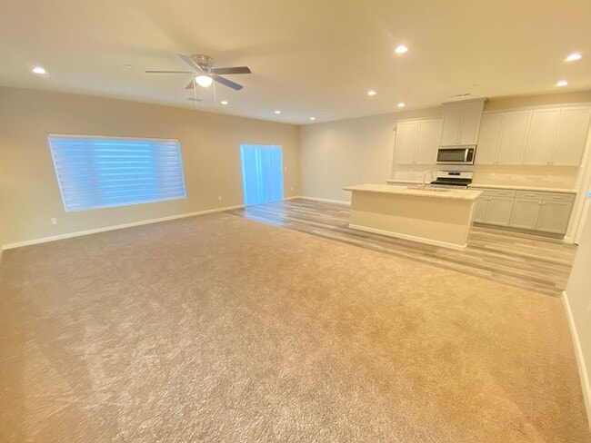 Photo - Modern 4-Bedroom Home in Northeast Bakersf...