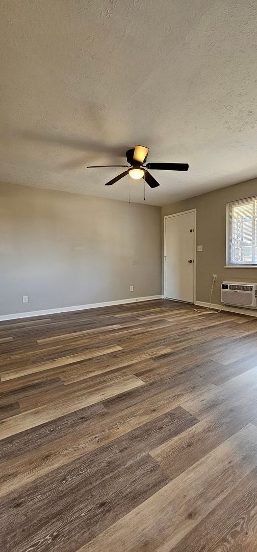 Photo - 5462-5462 Misty Ln Unit 5456