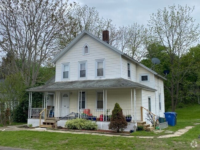 Building Photo - 290 Maple Ave Rental