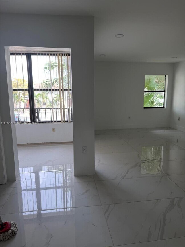 Photo - 10875 NW 7th St Unit 23-36