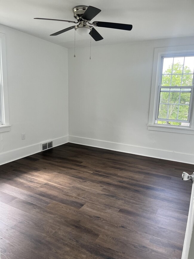 Photo - 4765 W Newton Rd