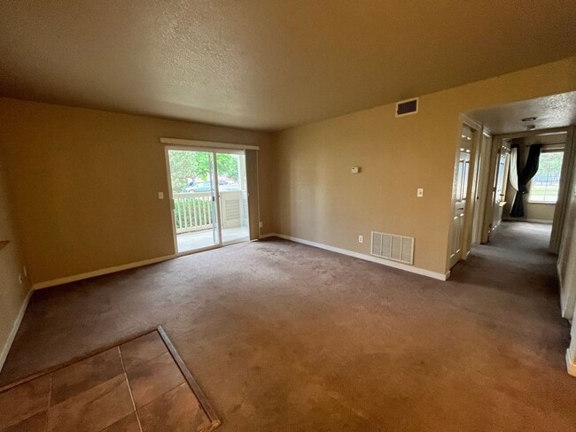 Photo - Great Condo Near Campus West