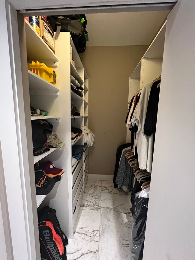 Photo - 21205 Yacht Club Dr Unidad 2605